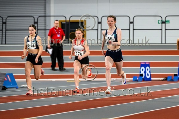 SeniorInd25-924754 - Track Female Set One