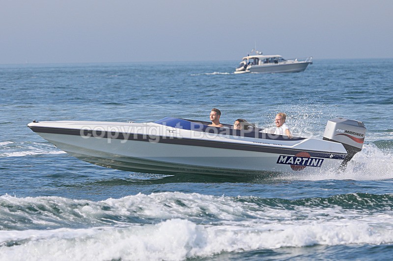 190825 MARTINI 1Y3A1023 - Racing Powerboats