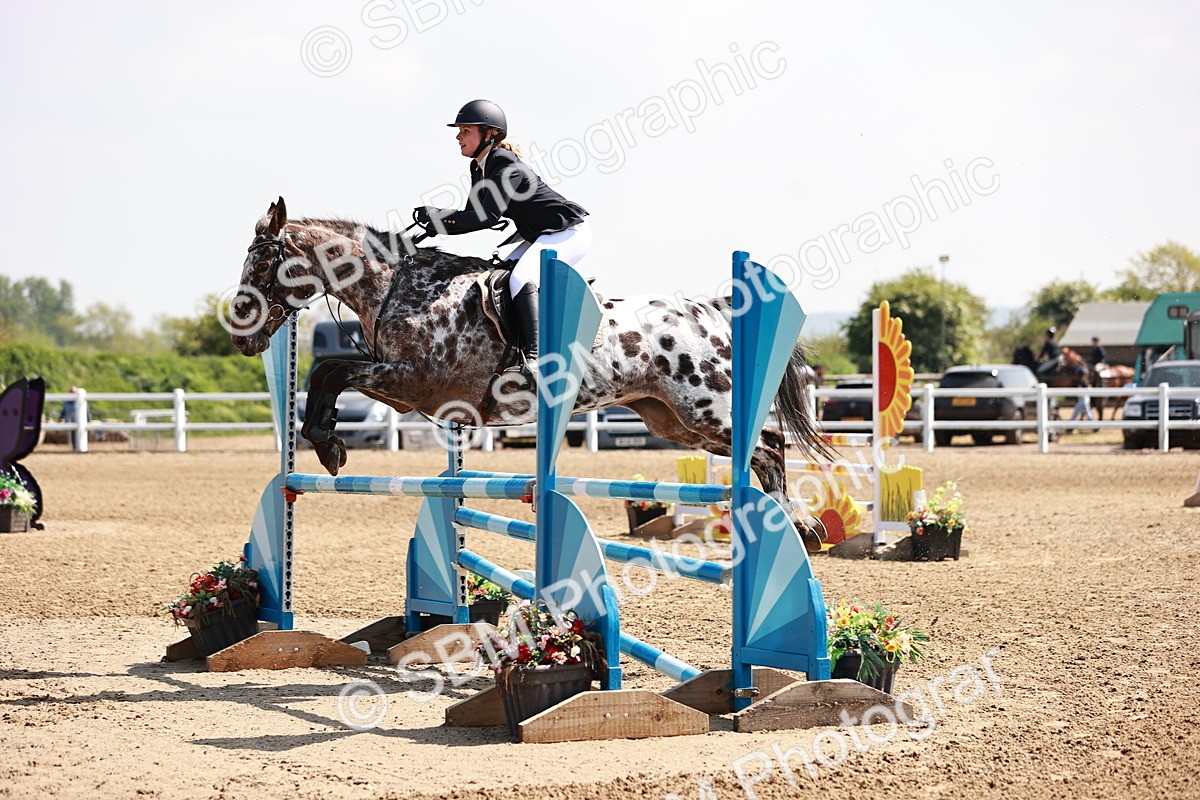  - Class 23 - Senior 1.05m