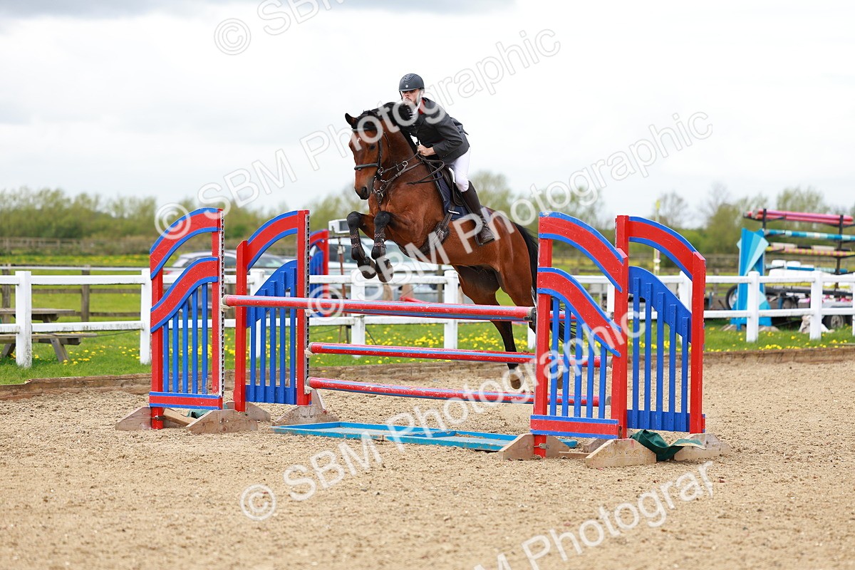 SBM_002317 - Class 10 - Senior Newcomers - 1.10m