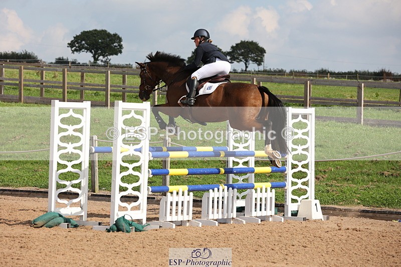 230915A-131125-02207 - Cls 4 National 1.30m