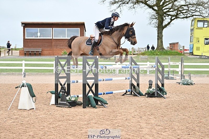 240406A-153744-04184 - Cls 17 National 1.30m Open