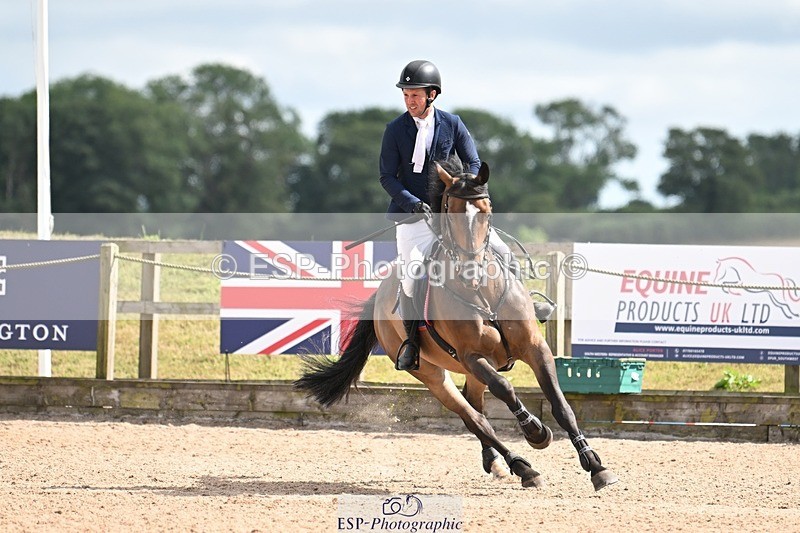 250720-155710-21027 - Cls 4, 3 Star Small Tour