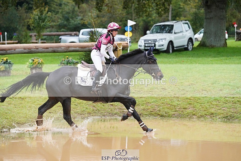 231021-111022-15415 - 657-WATERVALLEY.DIAMOND-Holly.Horton-SC+XC