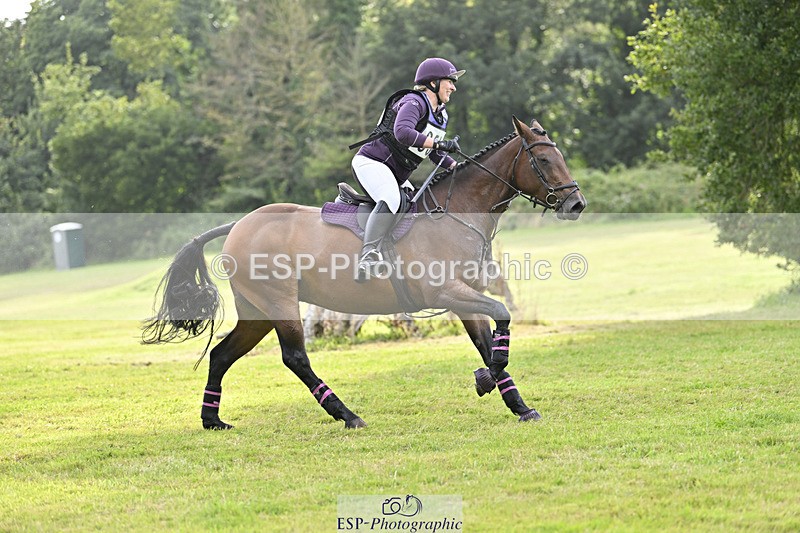 240825X-170744-37669 - 80cm XC 16.30 to 17.30