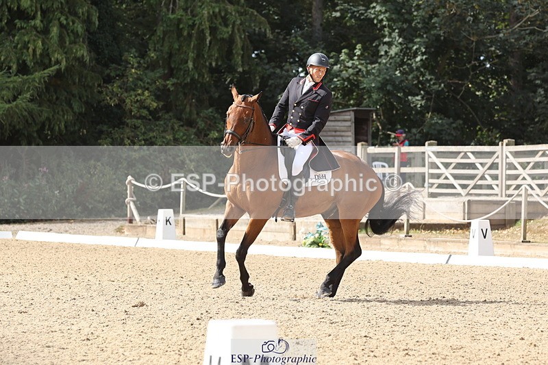 250809A-104058-02472 - 151-Sam.WhyleyTremadoc