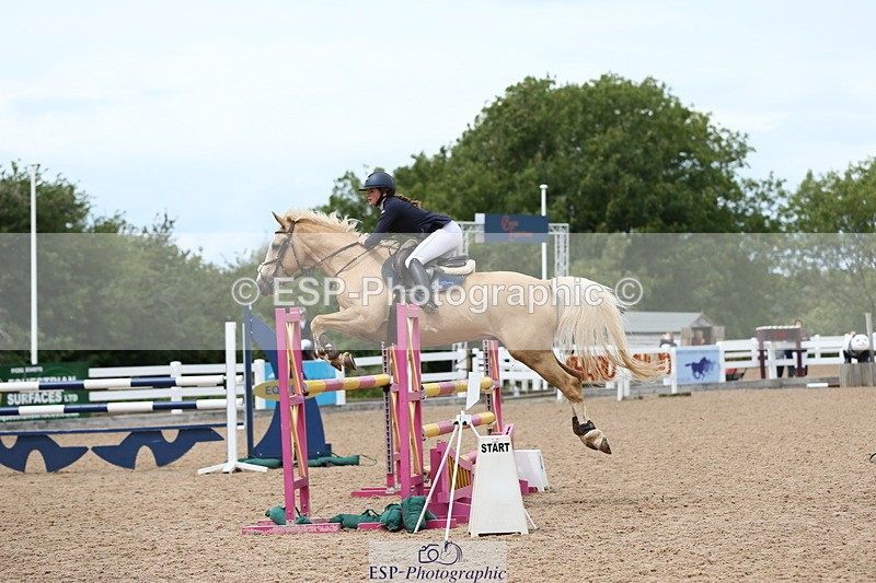 230716A-140303-03852 - Class 24 Junior 1.05m Open