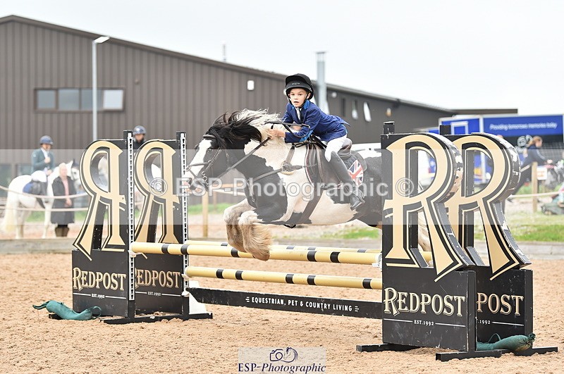 230902A-114648-00834 - Cls 2B Pony Small 80cm