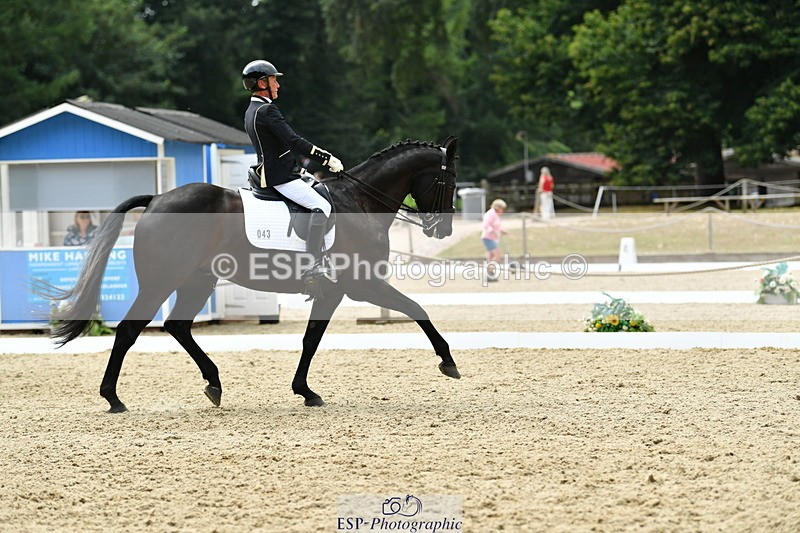 250718A-143325-02144 - 043-Jules.Praed-ENIGMA