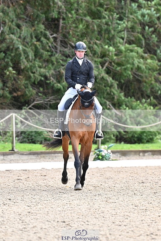 251023A-151736-05380 - C-255-Rupert.Batting