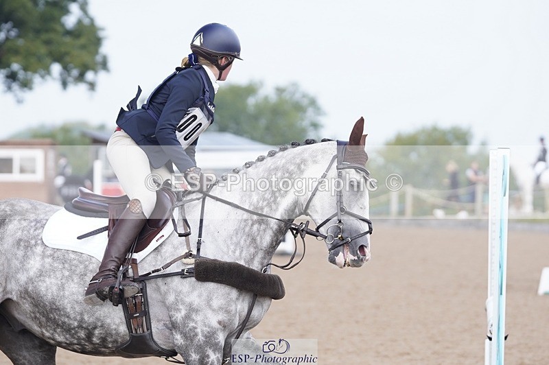 240831A-100914-00180 - 083-Isla.Willmington-HSH.CROWN.CRUISE