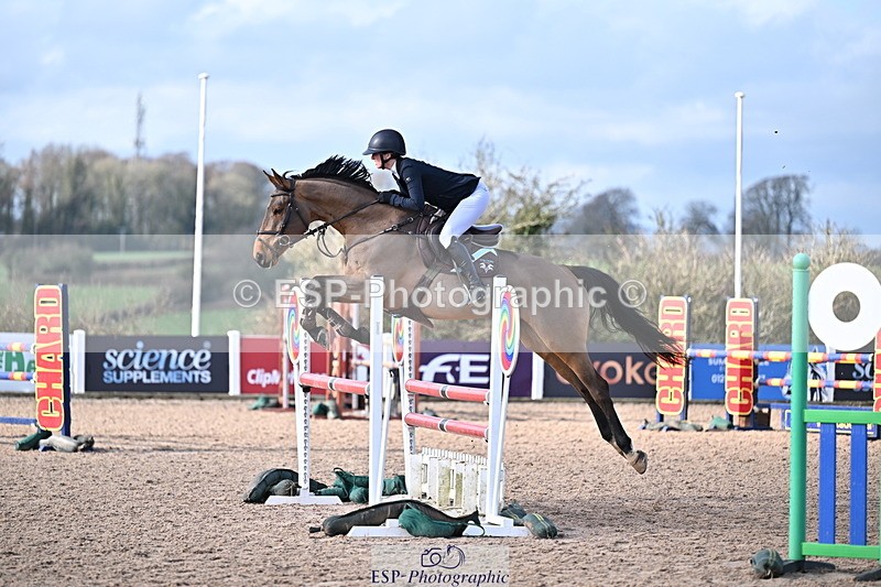 260204A-124921-00273 - Cls 4 Newcomers and 1.10m