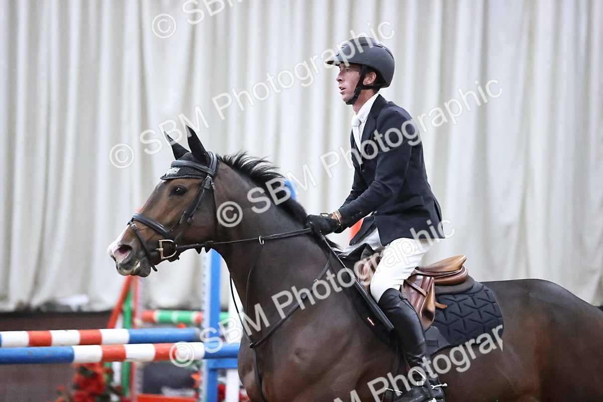 SBM_003820 - Class 12 - Senior Foxhunter 1.20m