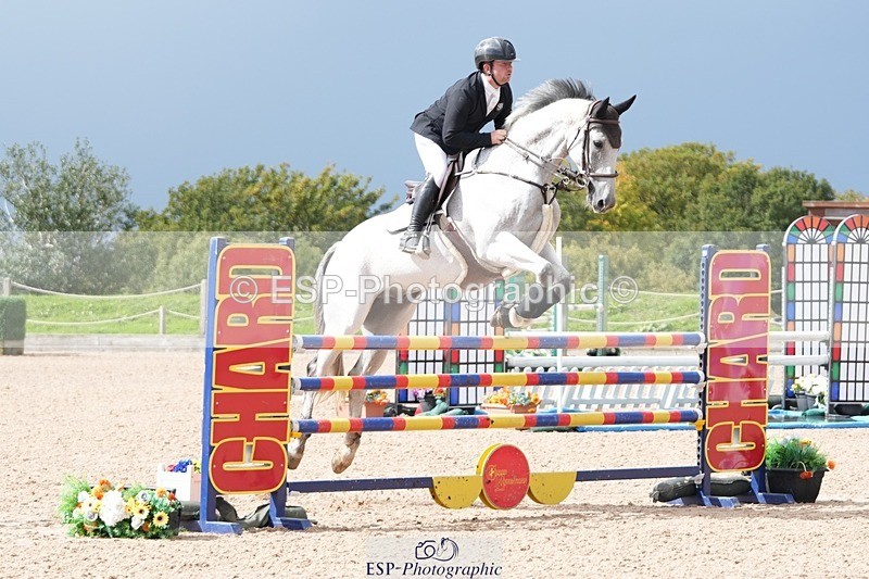 250913-123135-06905 - Cls 15 Snr Foxhunter