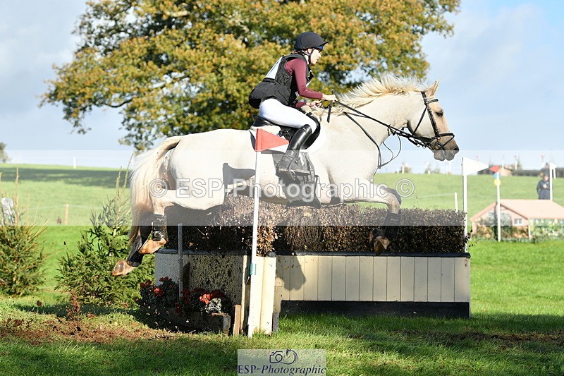 251025A-150735-21729 - G-557-Imogen.Knight with SJ