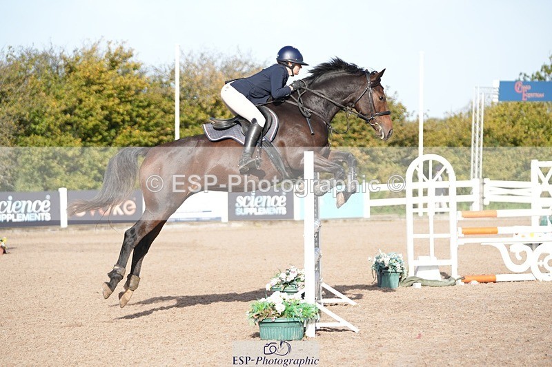 251004-101957-01739 - Cls 15 British Novice and 90cm Open