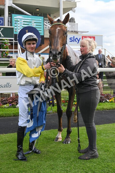 yr11052022r6-35 - Race 6 4.45pm Conundrum HR Consulting Stakes