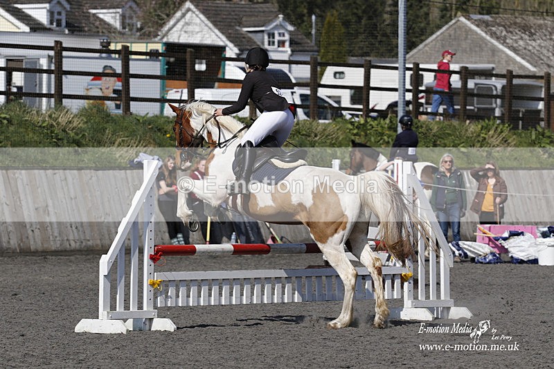 _EST1152 - Bourne Valley Riding Club Winter Showjumping 27/03/22