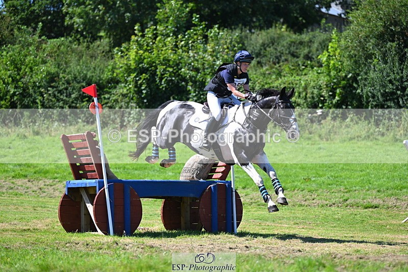 240811A-150229-05643 - 256-