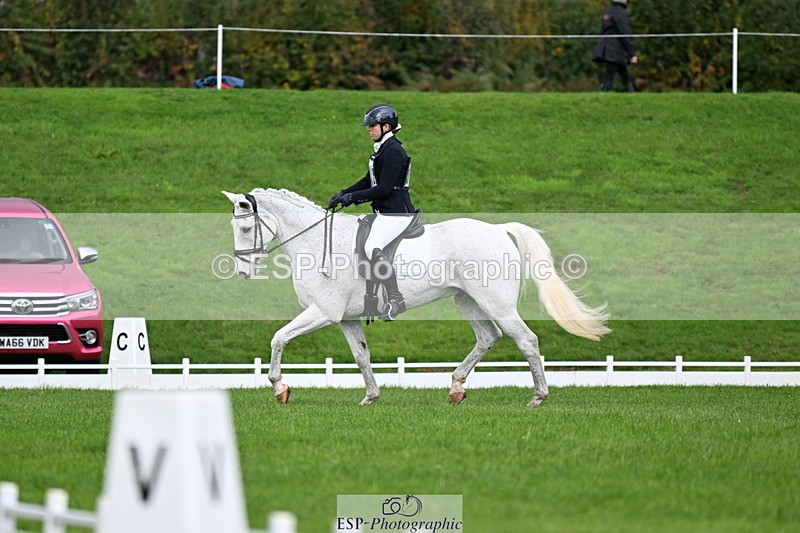 251023A-115331-03716 - G-517-Hannah.Underhill