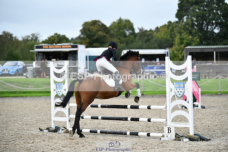 251004A-170222-02352 - Classes 10 & 11 80cm