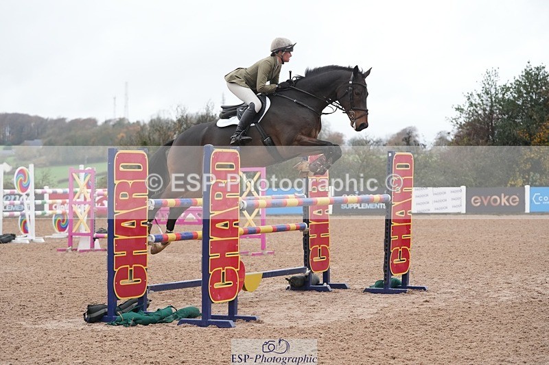 251107-125859-01034 - Cls 6 Foxhunter and 1.20m Open