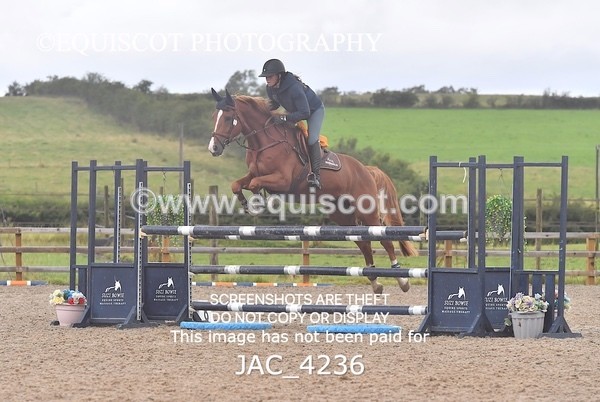 JAC_4236 - CLASS 6 Senior Newcomers/ 1.10m Open