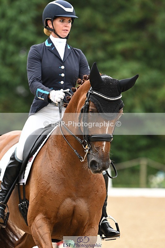 240811-113215-05537 - 243-Jessica.Davies-Kadanz.II