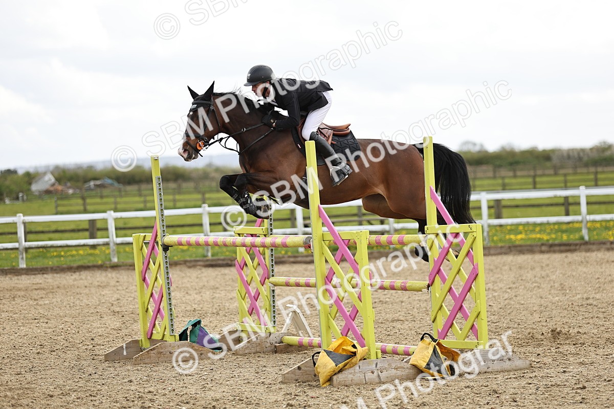SBM_001557 - Class 5 -Senior Foxhunter - 1.20m