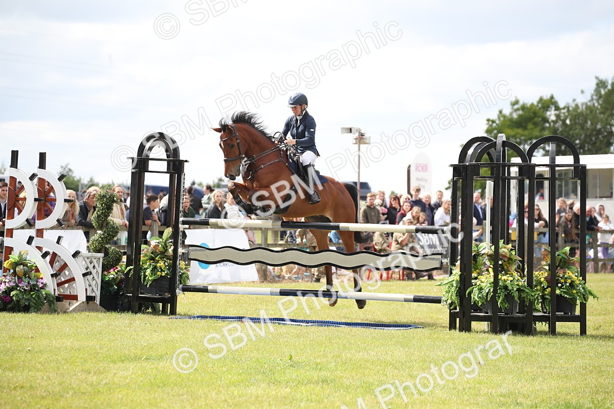 SBM_17452 - Class 208 - Senior Foxhunter 1.20m Open