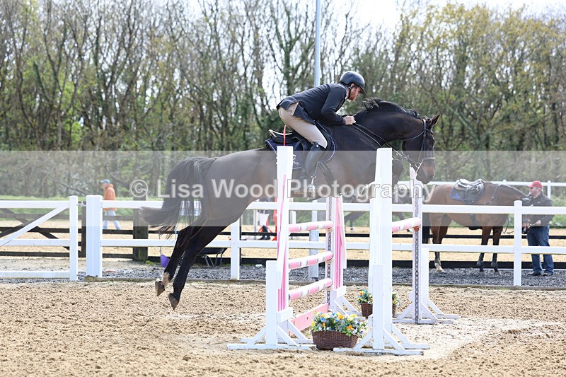 3E7A2284 - Class 8: Senior Foxhunter/1.20 open