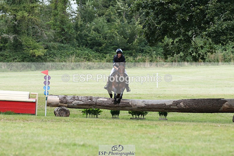 240825X-174023-38398 - 80cm XC 17.30 to End