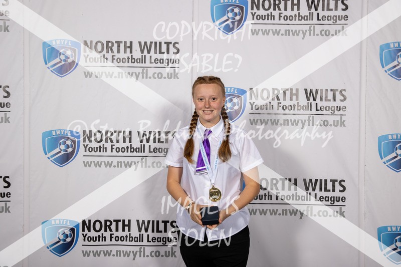 1DX30234 - Div 1 FC Abbey Meads Purple Girls