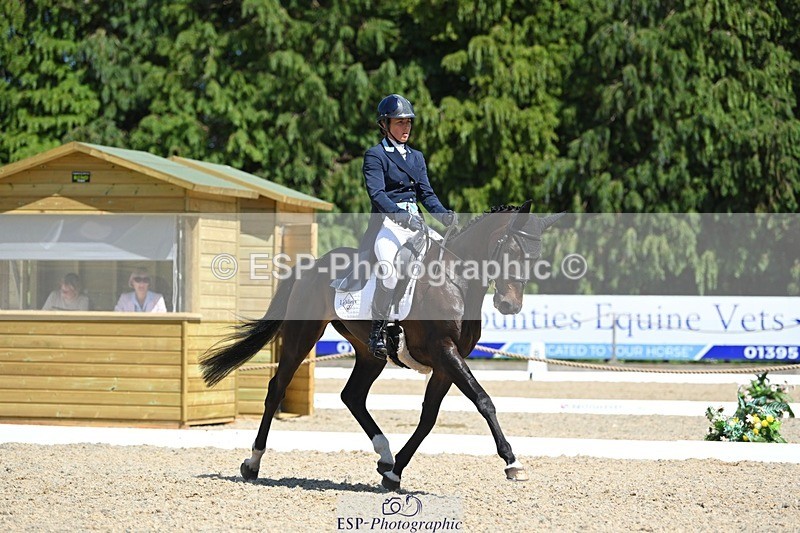 230526-144804-07010 - 485-OPPOSITION_HERALDIK_GIRL-Kirsty_Chabert-DR