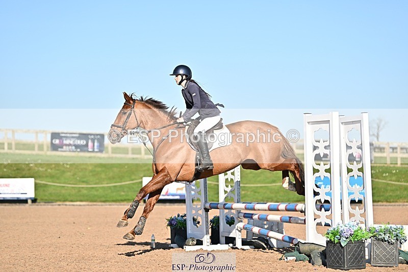 250401-171537-00327 - 70cm classes