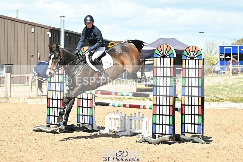 250416-133303-01130 - Cls 4 Newcomers and 1.10m