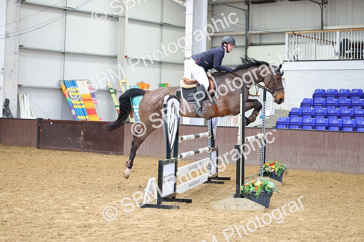 SBM_002996 - Class 8 - Senior Newcomers - 1.10m