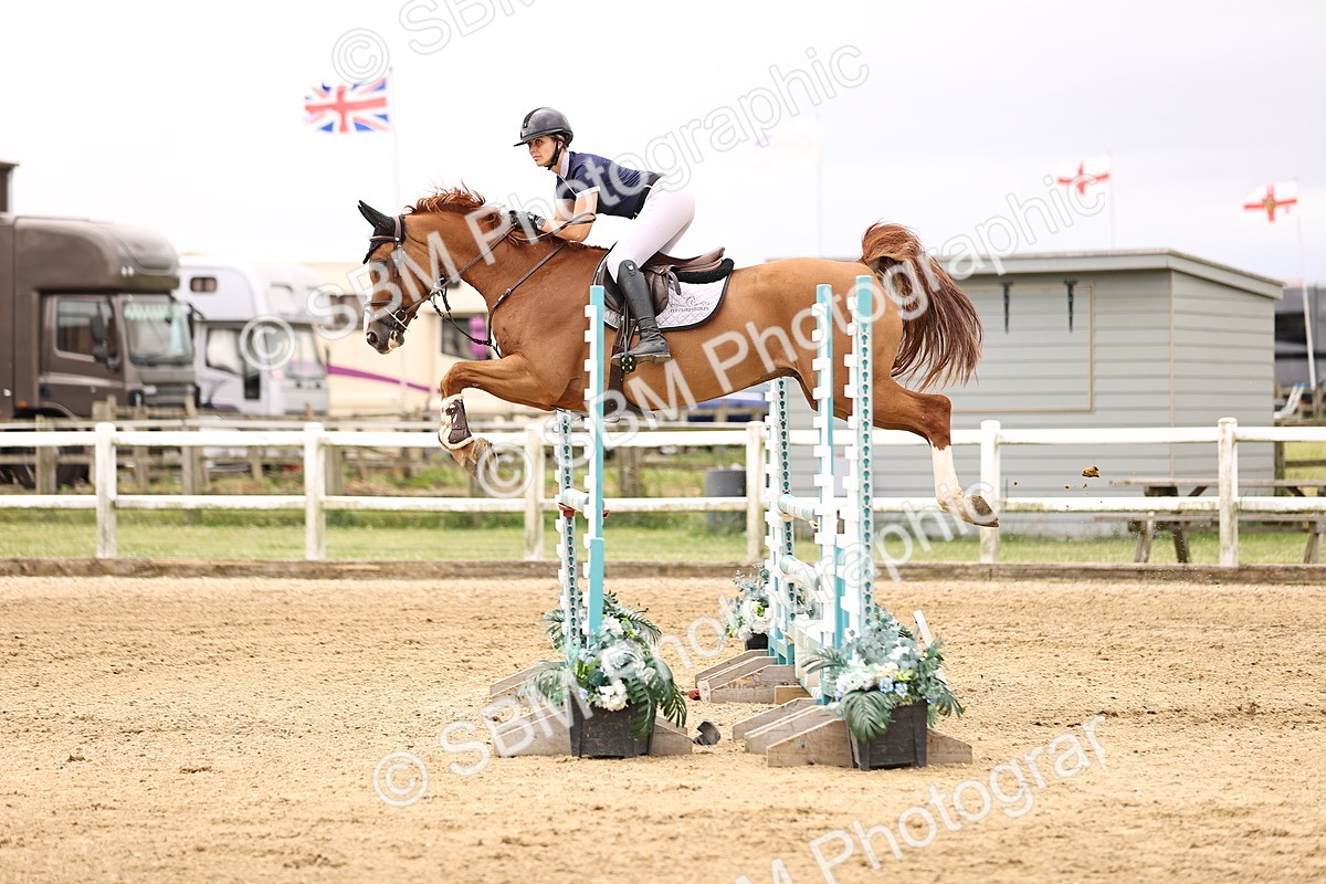 SBM_003213 - Class 21 - Senior Newcomers - 1.10m
