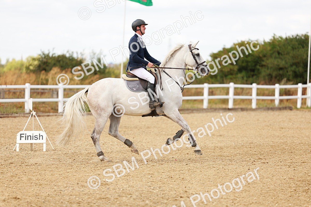 SBM_007176 - Class 4 - Senior British Newcomers - 1.10m