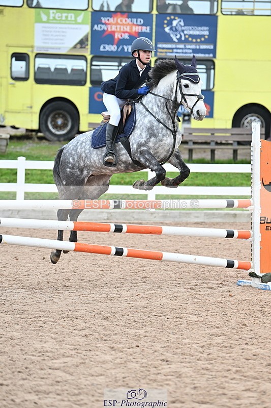 231119A-113114-05427 - Sun Cls 5 Newcomers & 1m Open