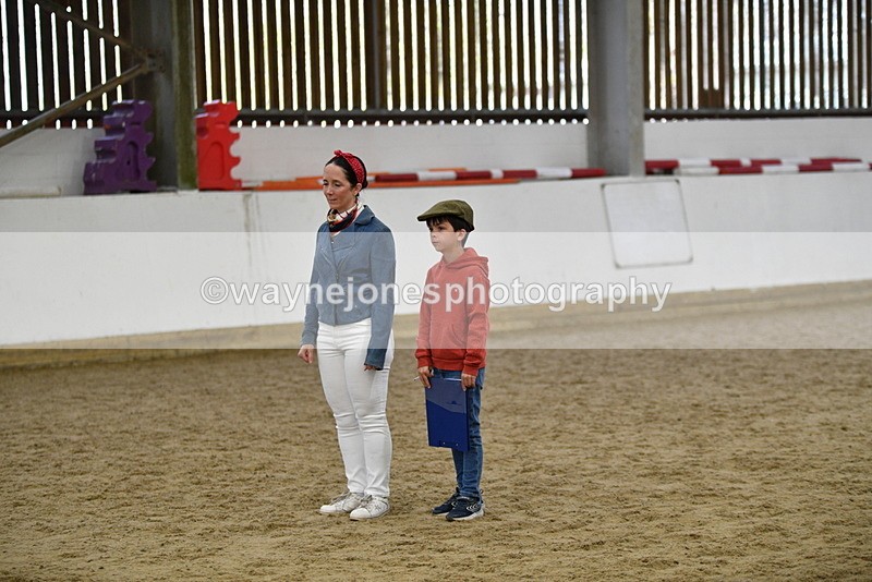 WJ5_6187 - Class 9 Ridden Veteran