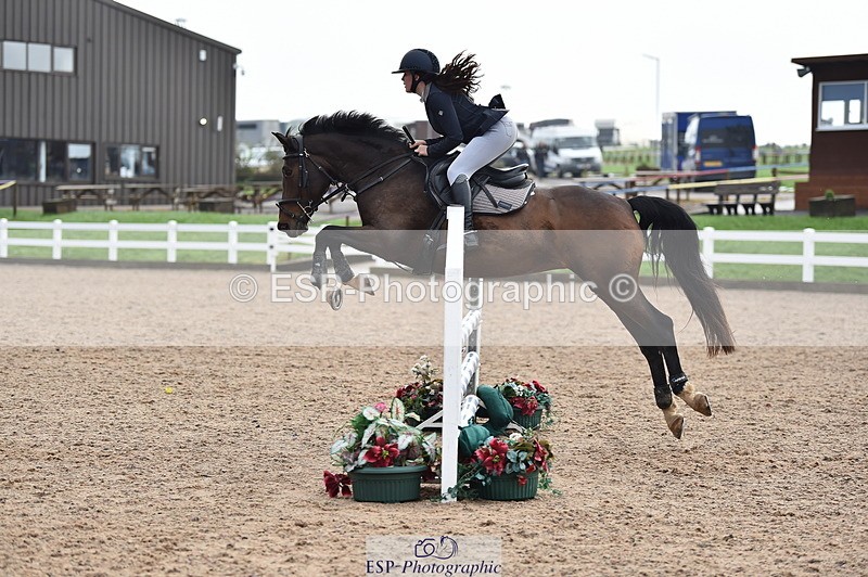 231013A-095922-00889 - Cls 6 British Novice & 90cm Open