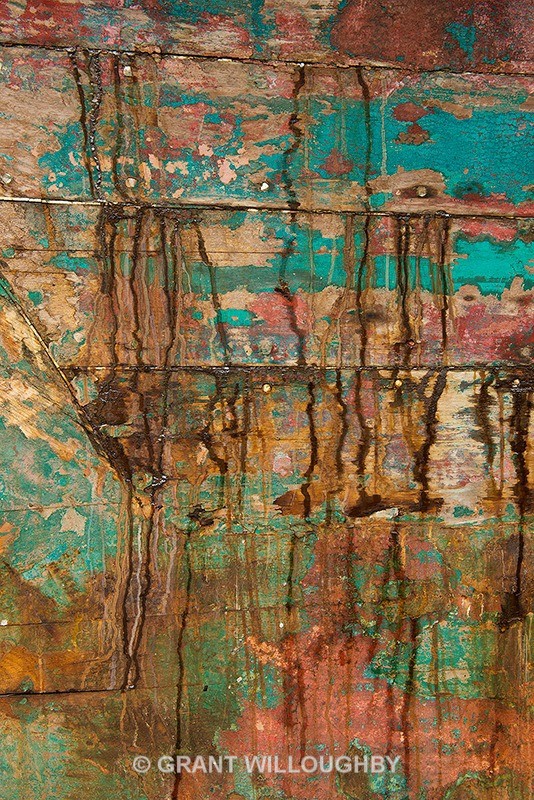 Un-named boat 6 - Detail in the land