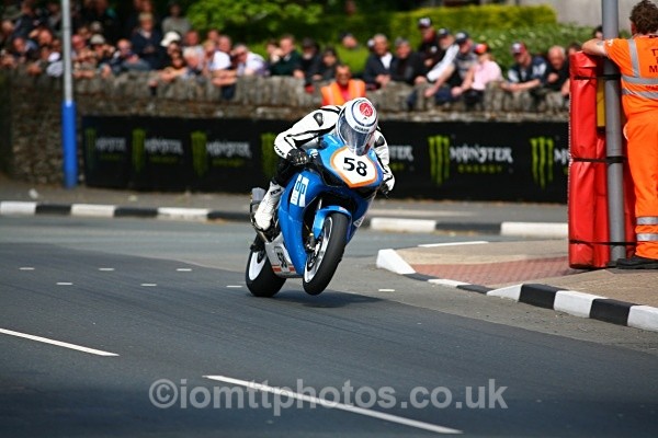  - Senior Race - TT 2010