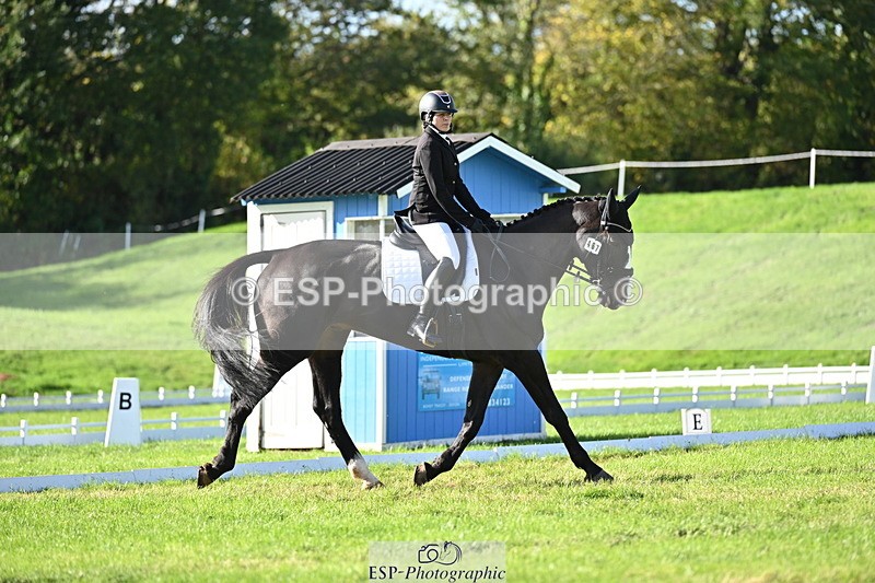 251024A-120139-09494 - F-467-Shareen.Akhtar