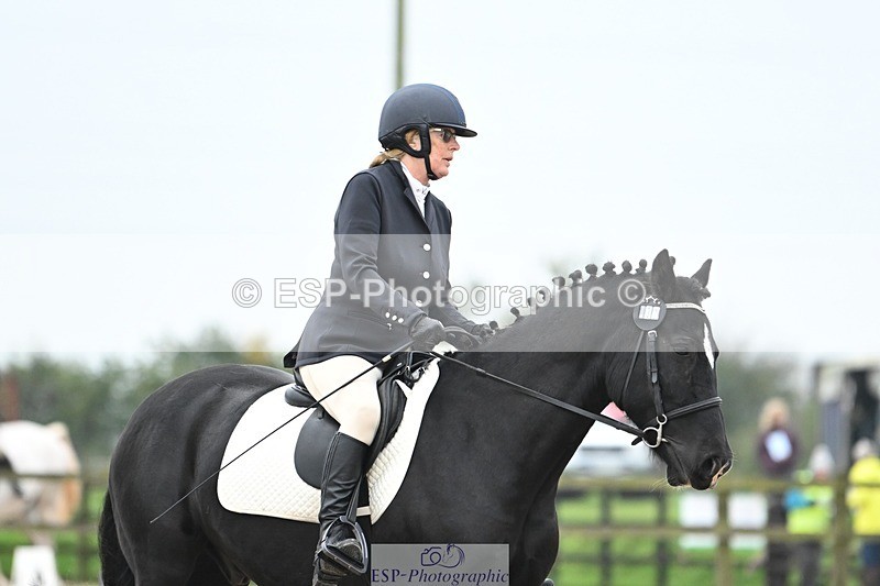 241103-094824-00208 - Intro 3 - 9.40 to 10.40