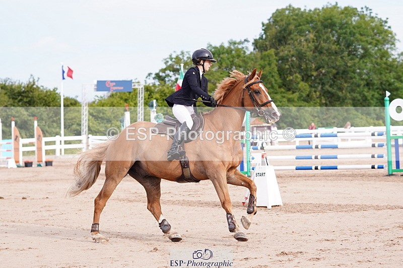 240721A-084316-16274 - Cls 24, Amateur 1.05m Accumulator