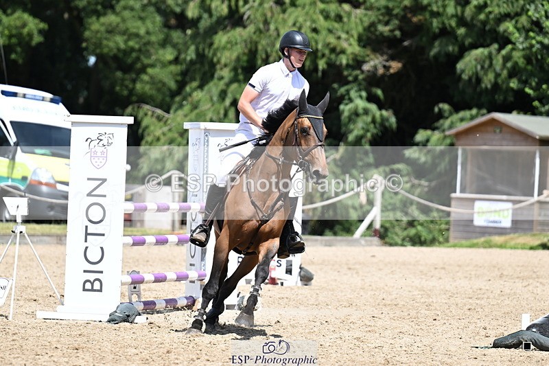 260705A-141702-20306 - Cls 52 Snr 1m 05 GP Jump Off