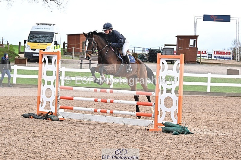 251119-100202-00055 - Cls 1 British Novice and 90cm Open