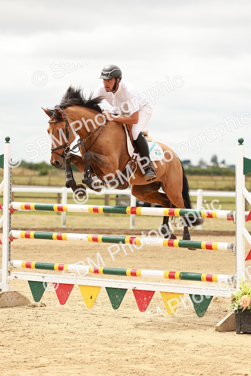 SBM_017618 - Class 21 - Senior Newcomers Championship 2d Rd